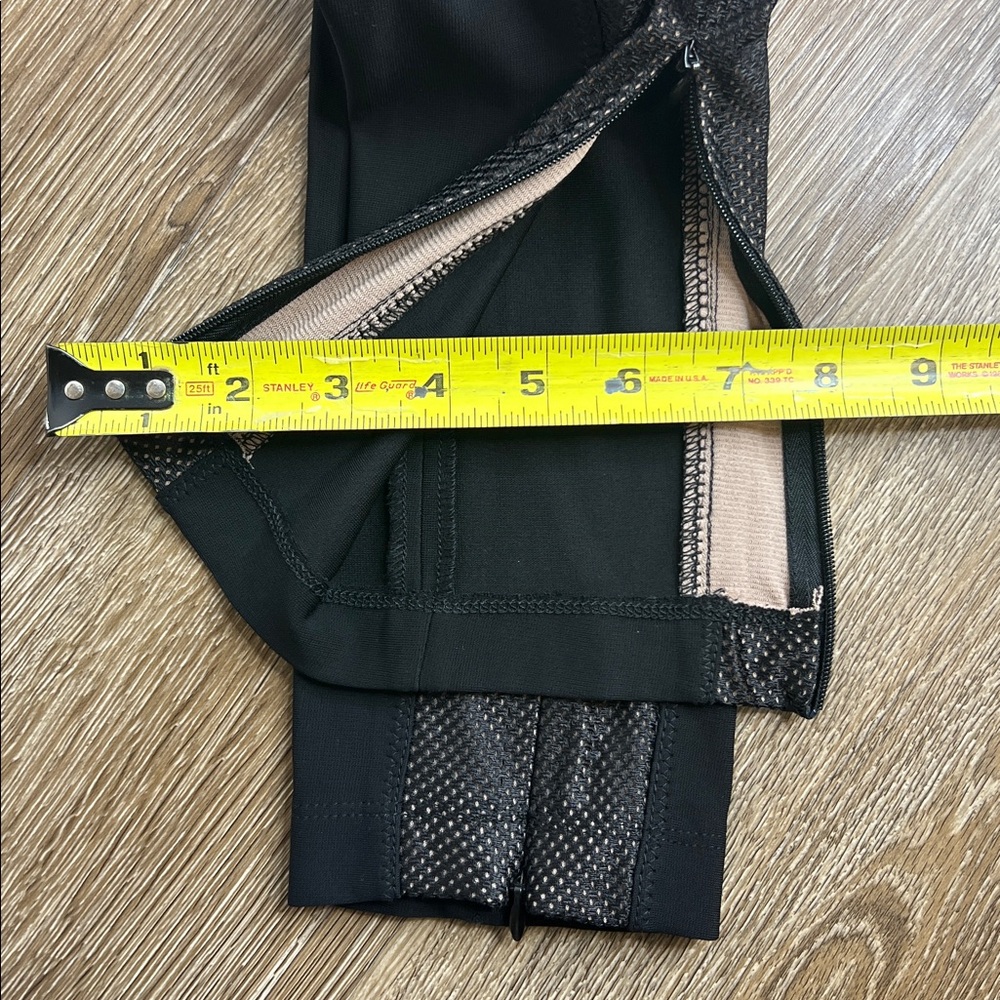 BCBGMAXAZRIA Runway Black Mesh Panel Leggings | Size S | NWT - Picture 9 of 10
